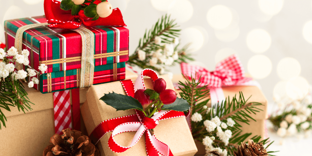 The Best Guide on How to Wrap Socks for Christmas Gifts WSD