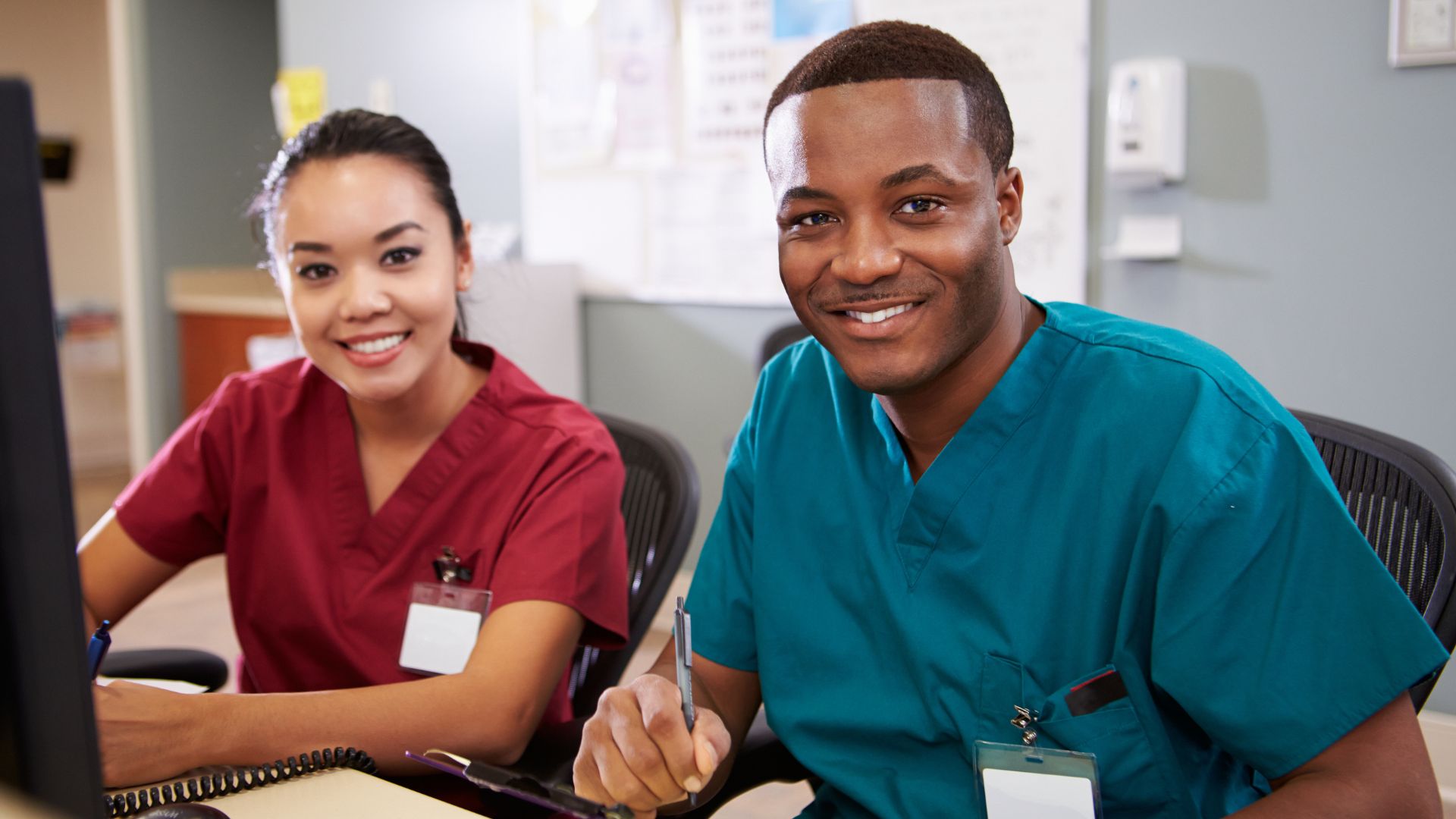 What do Different Color Scrubs Mean: Stocking Up on Scrubs for Nurses