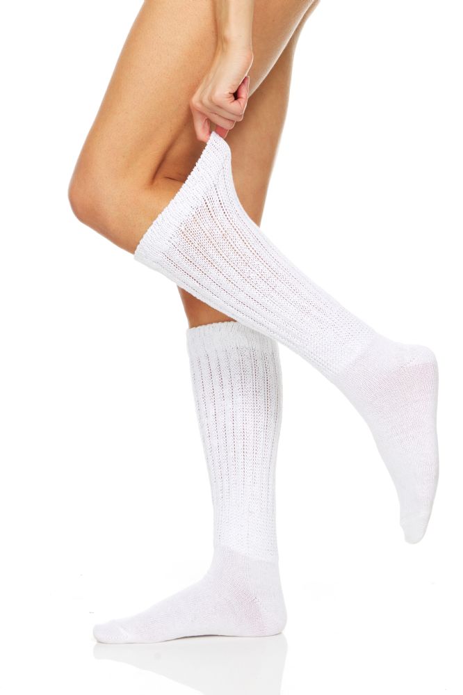 36 Wholesale Yacht & Smith Slouch Socks For Women, Solid White Size 9