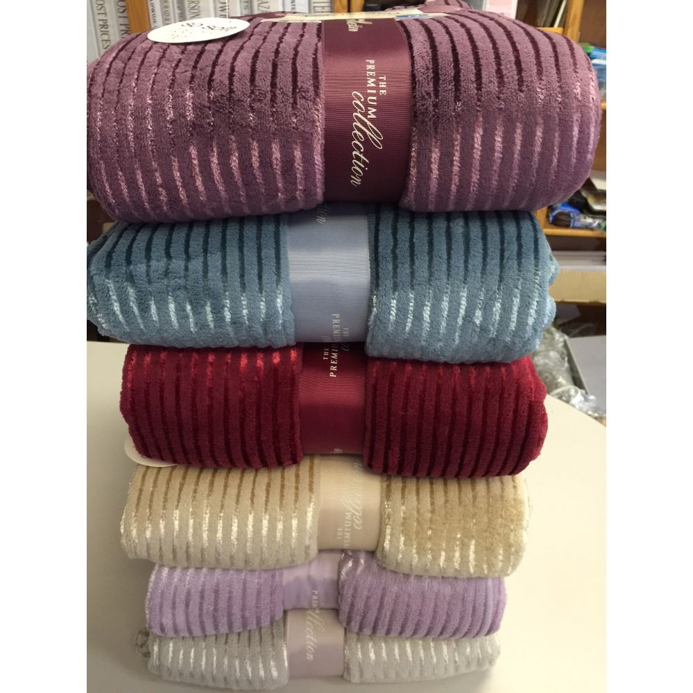 12 Wholesale The Collection 100 Polyester Blankets Assorted Color at