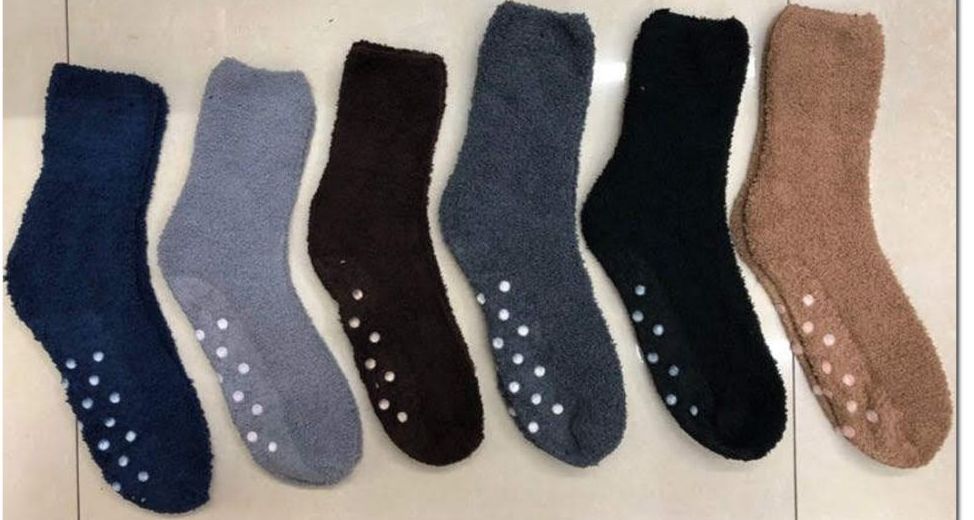 180 Wholesale Mens Solid Color Fuzzy Socks With Gripper Bottoms at