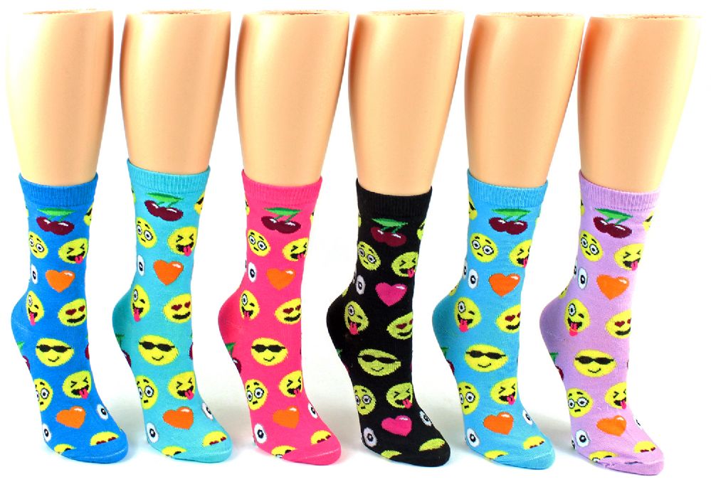 24 Wholesale Women's Novelty Crew Socks Emoji Prints Size 911 at
